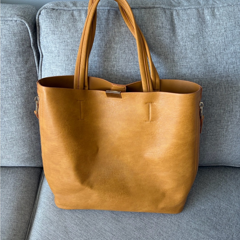 Elegant Tan Tote Bag